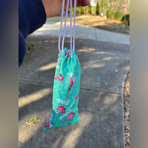 Goodr Bosley’s Basset Hound Dreams Sunglasses - Picture 10 of 10